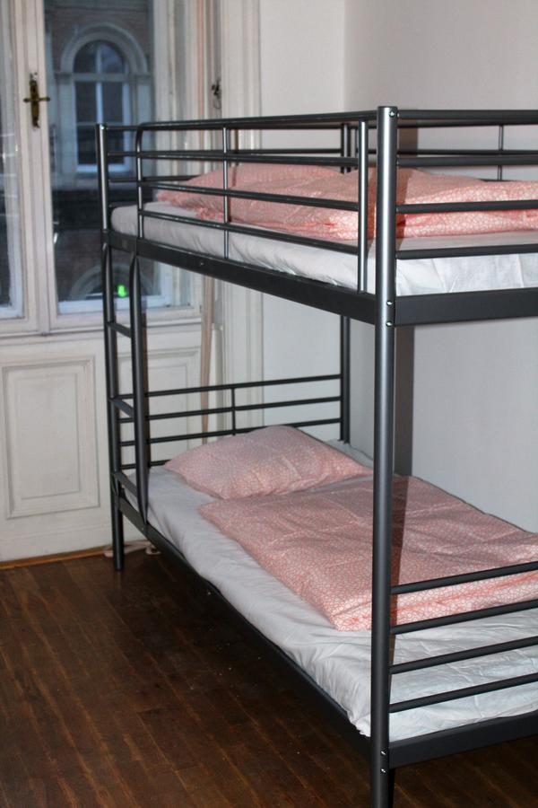 Black Dog Hostel Budapest Eksteriør billede