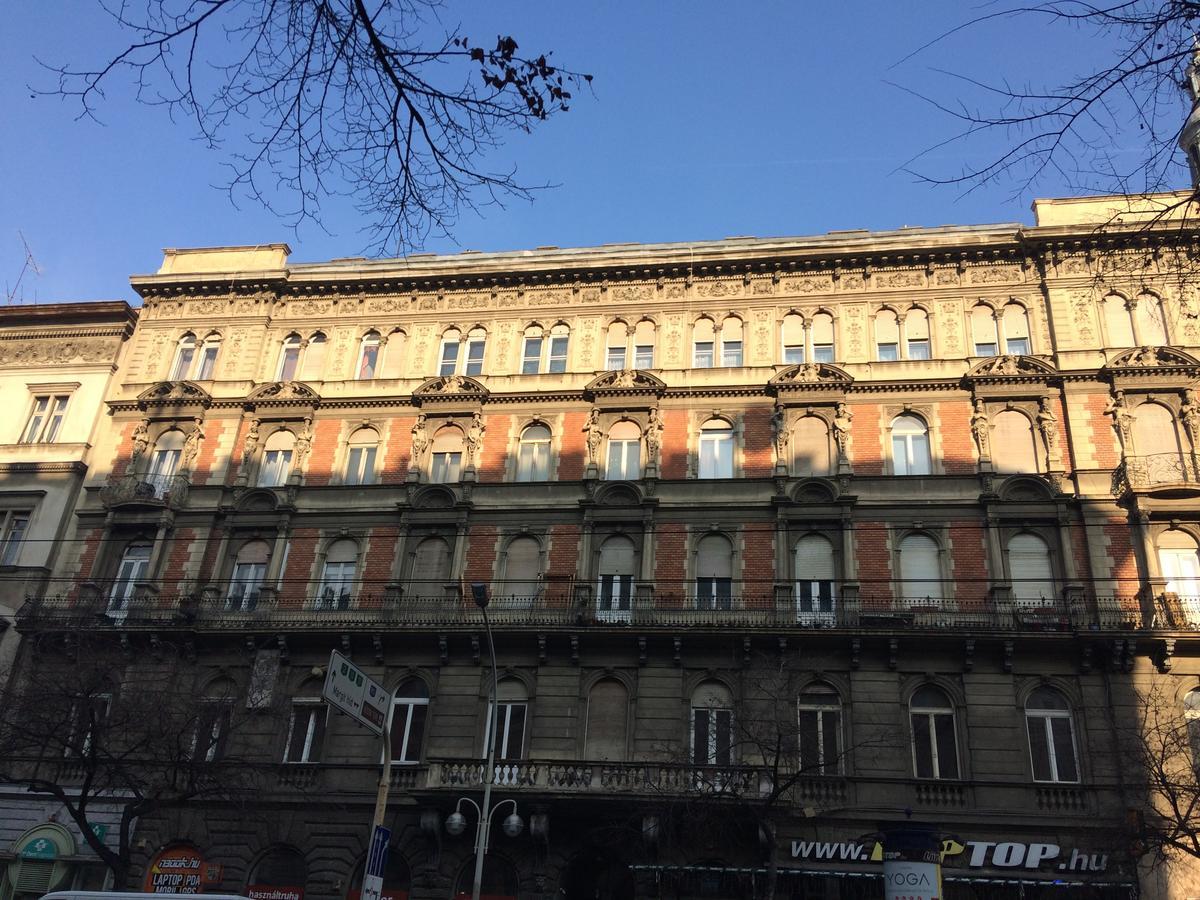 Black Dog Hostel Budapest Eksteriør billede